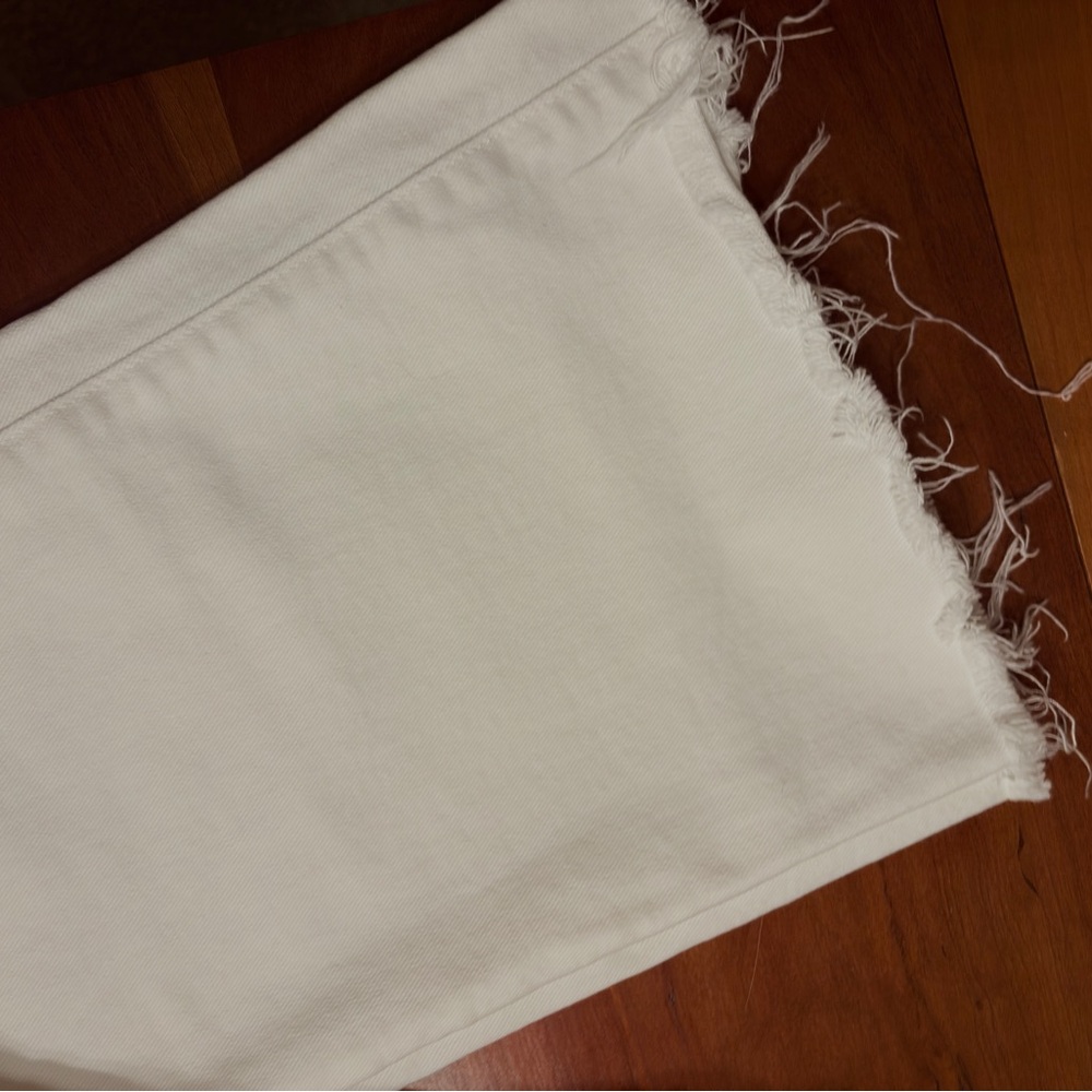 PAIGE Denim High Rise Laurel Canyon White Ankle Jeans with Frayed Raw Hem Sz 27 - Picture 4 of 11